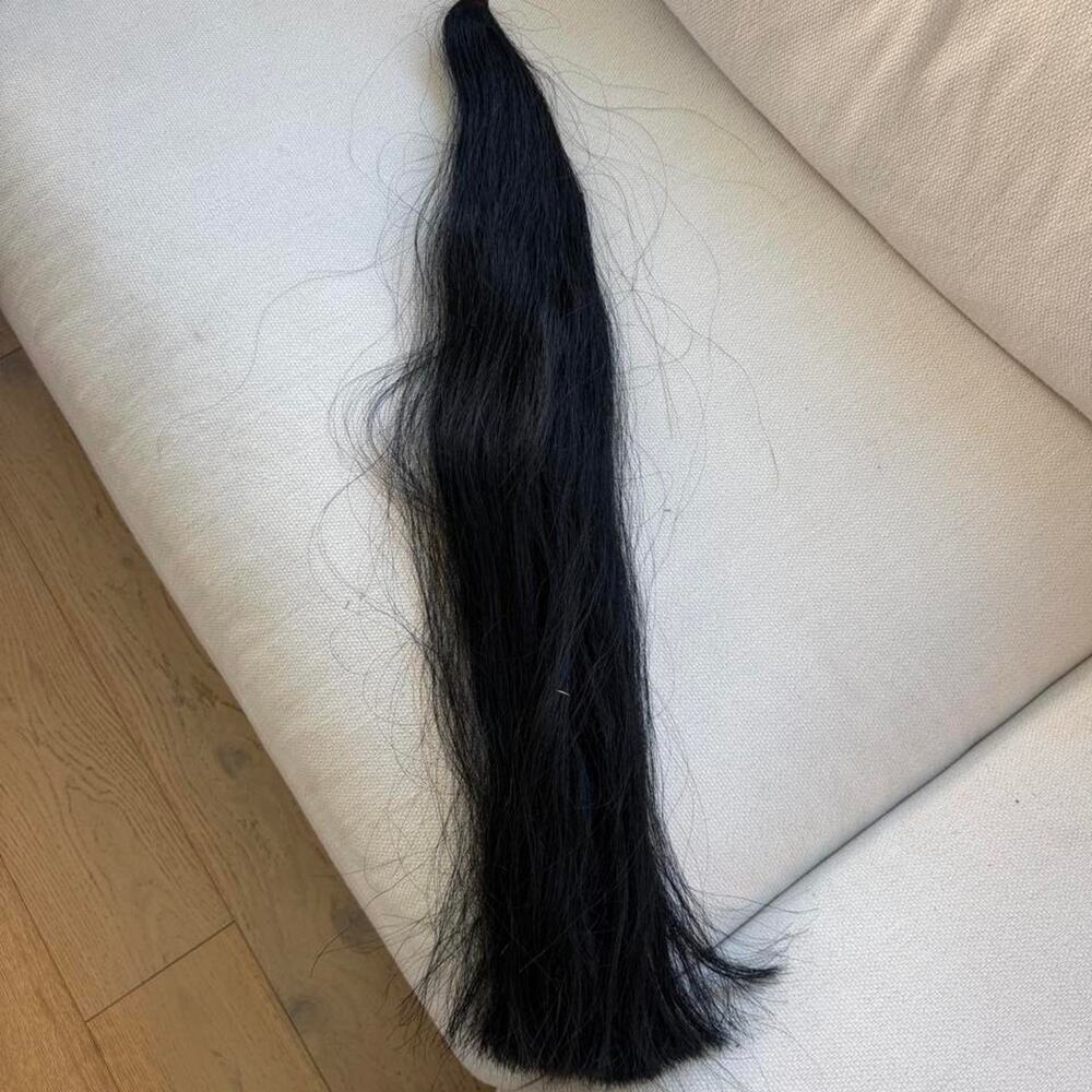 1 lb black horse tail